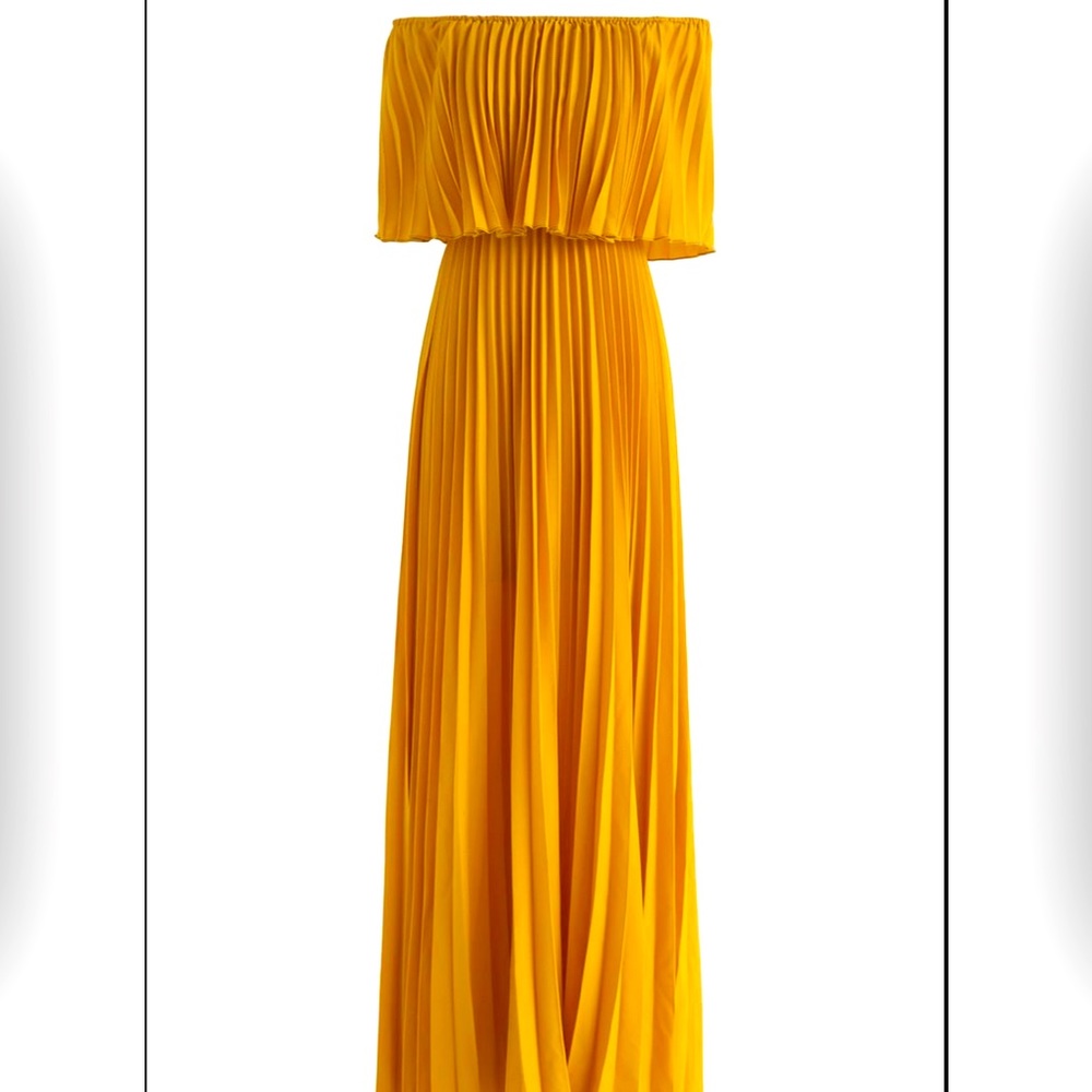 Yellow maxi formal dress - size small but stretchy